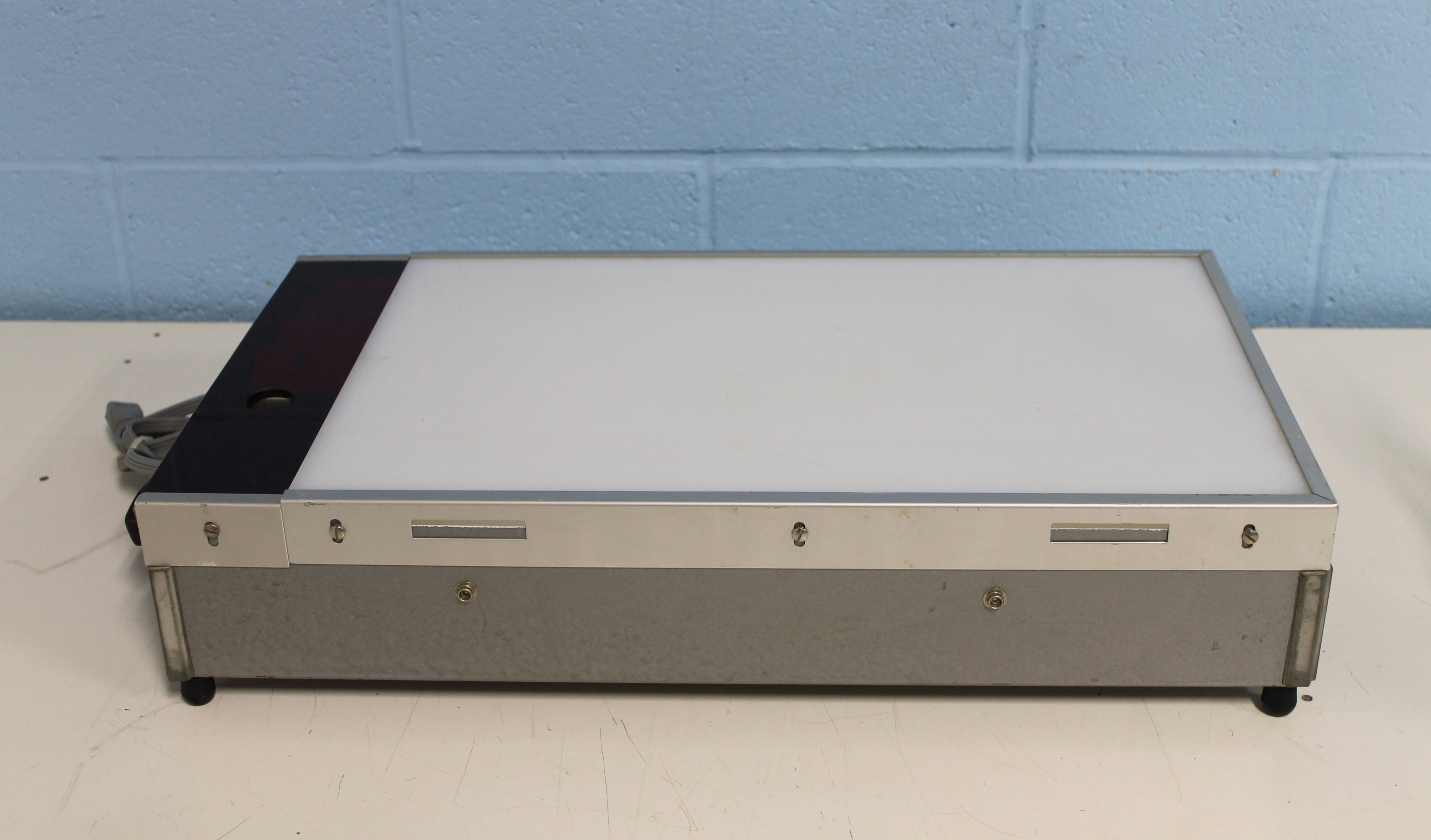 Glow Box GB11 Light Box