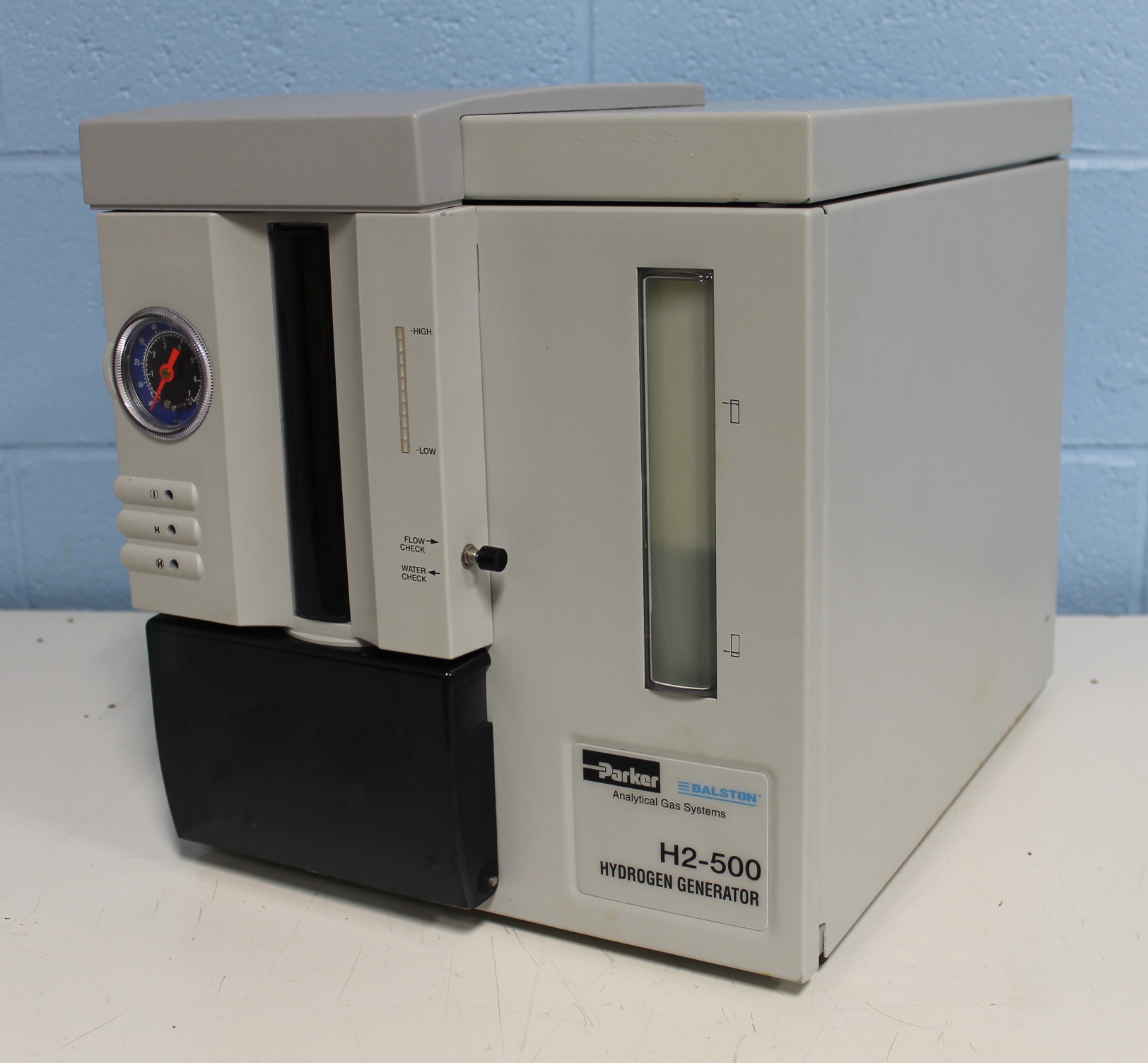 Parker Balston H2-500 Hydrogen Generator