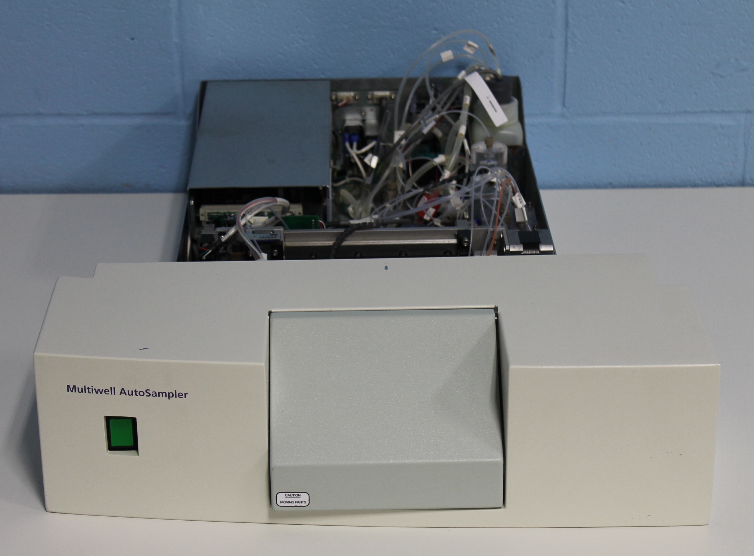 BD Biosciences Multiwell FACSCalibur Autosampler