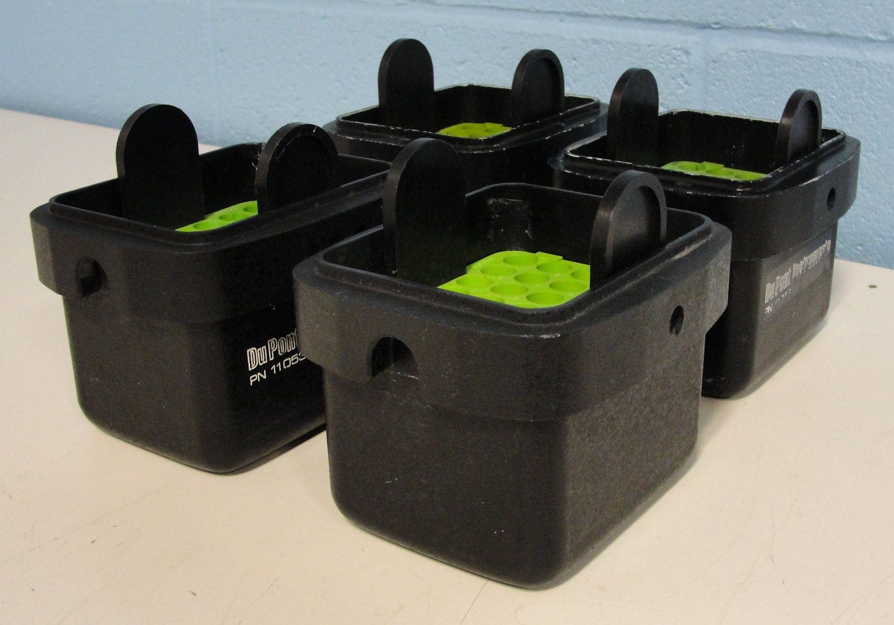 Sorvall PN 11053 Swing Rotor Buckets (Set of 4) with (4) 00836 Sorvall Adapters