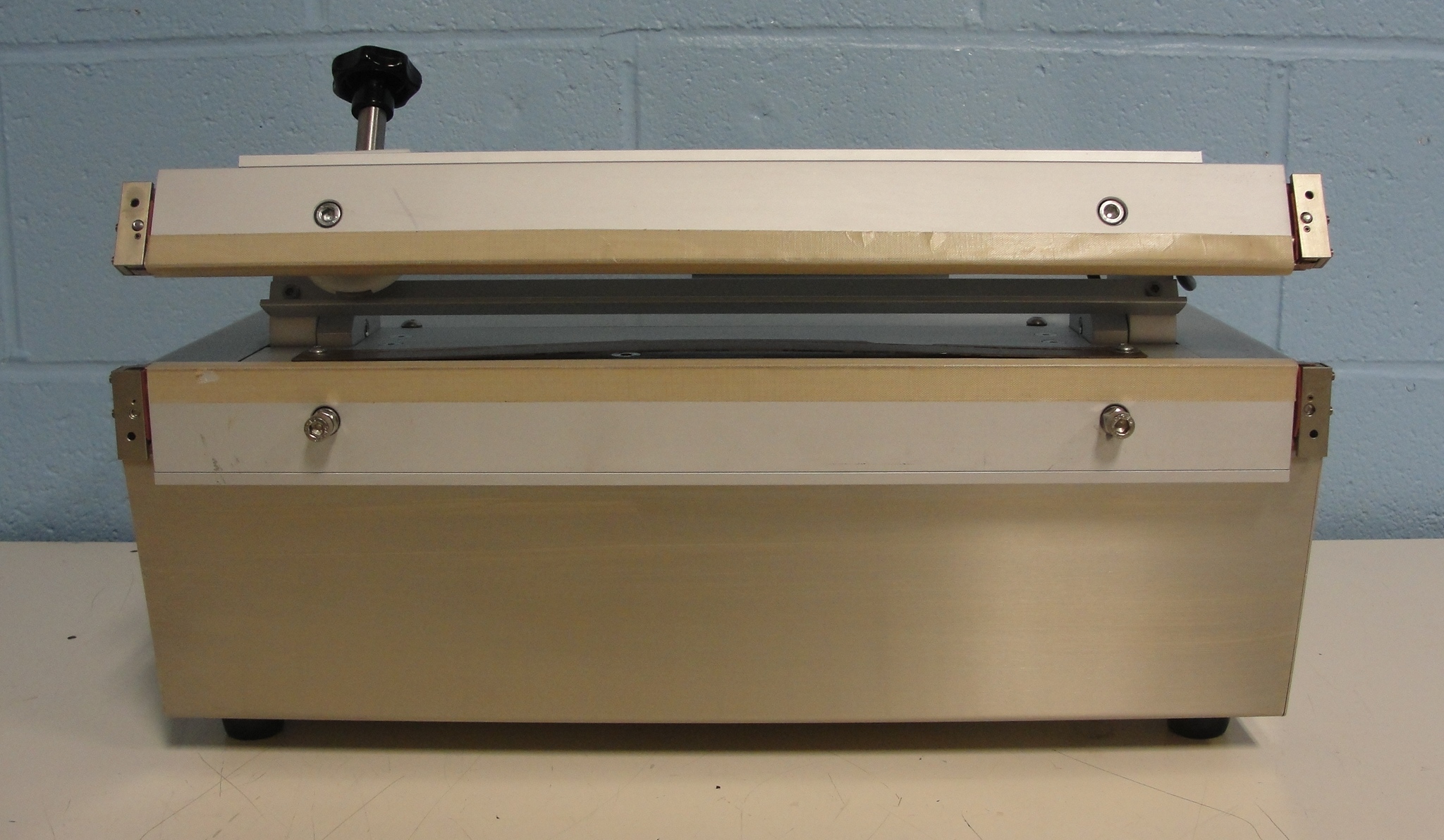 Packworld USA PW 7016 Validatable All-Electric Bench Top Heat Seal Machine