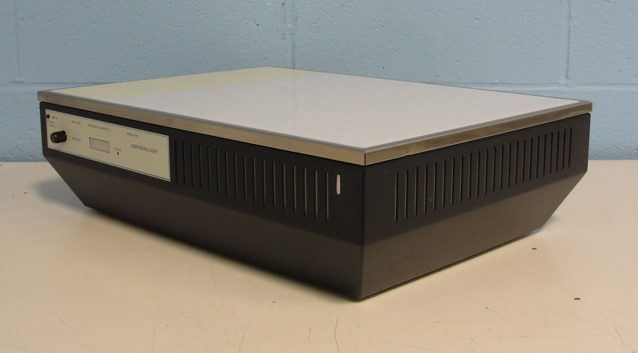 Northern Light R95 Transilluminator Light Box