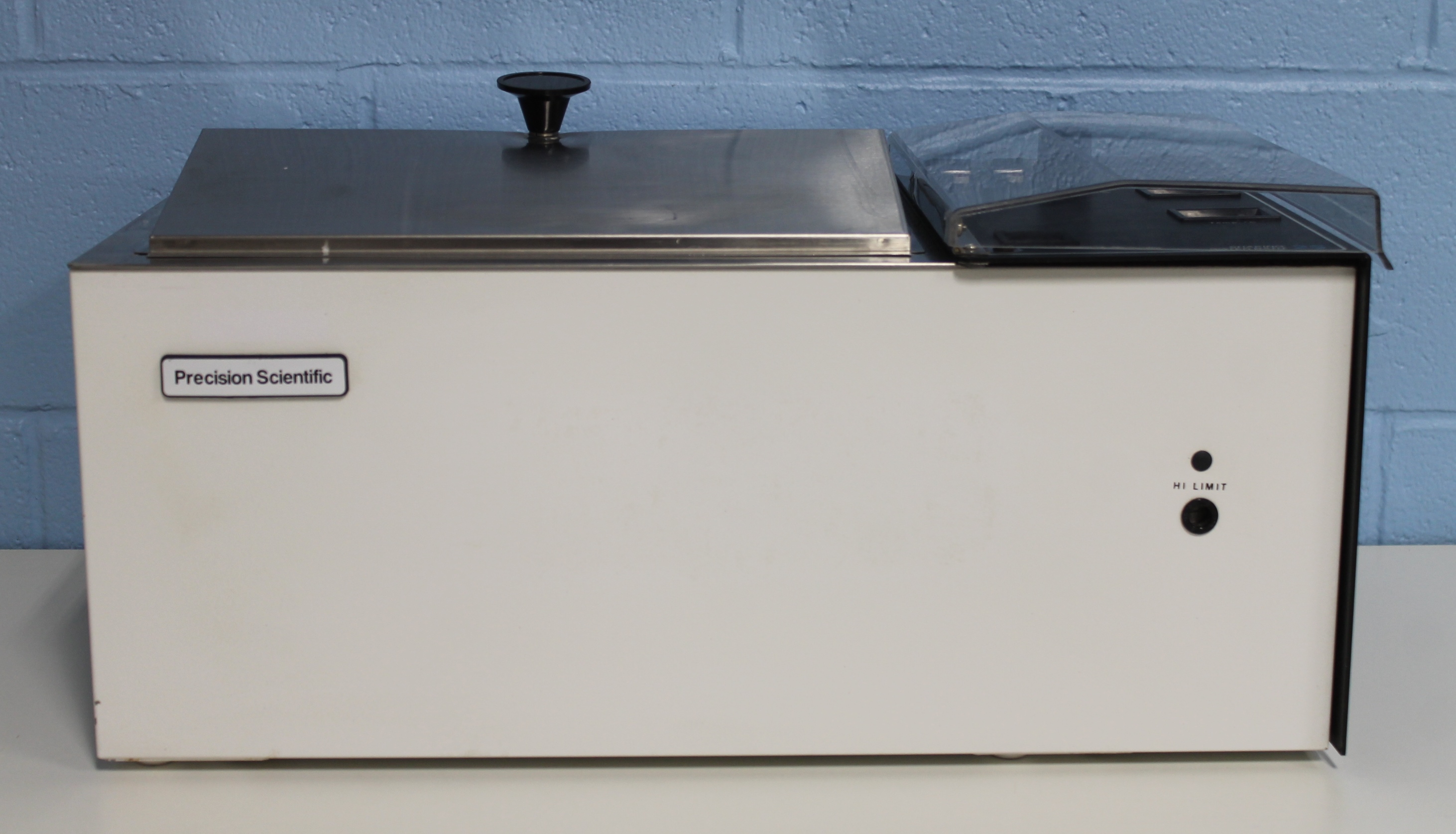 Precision Reciprocal Shaking Water Bath 25 CAT No. 66800