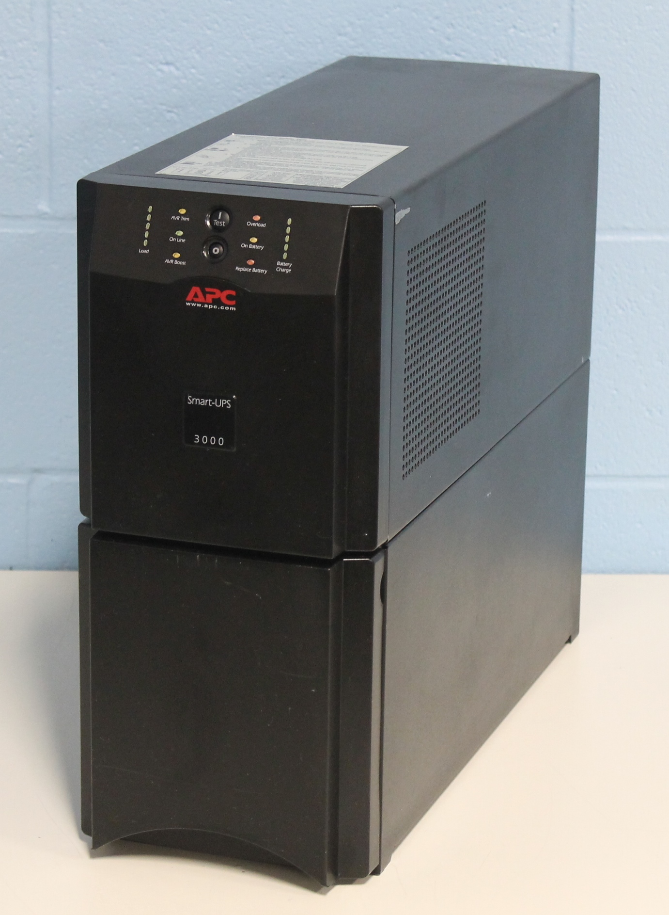 APC SUA3000 Smart-UPS 3000VA 120V