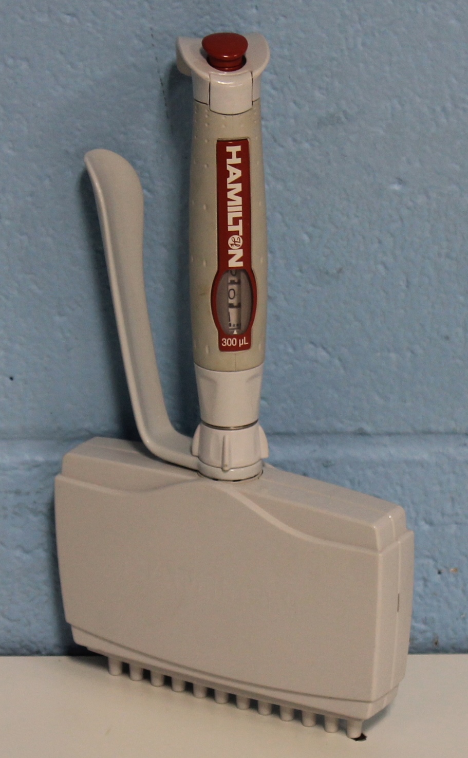 Hamilton SoftGrip 12 Channel 300uL Pipettor