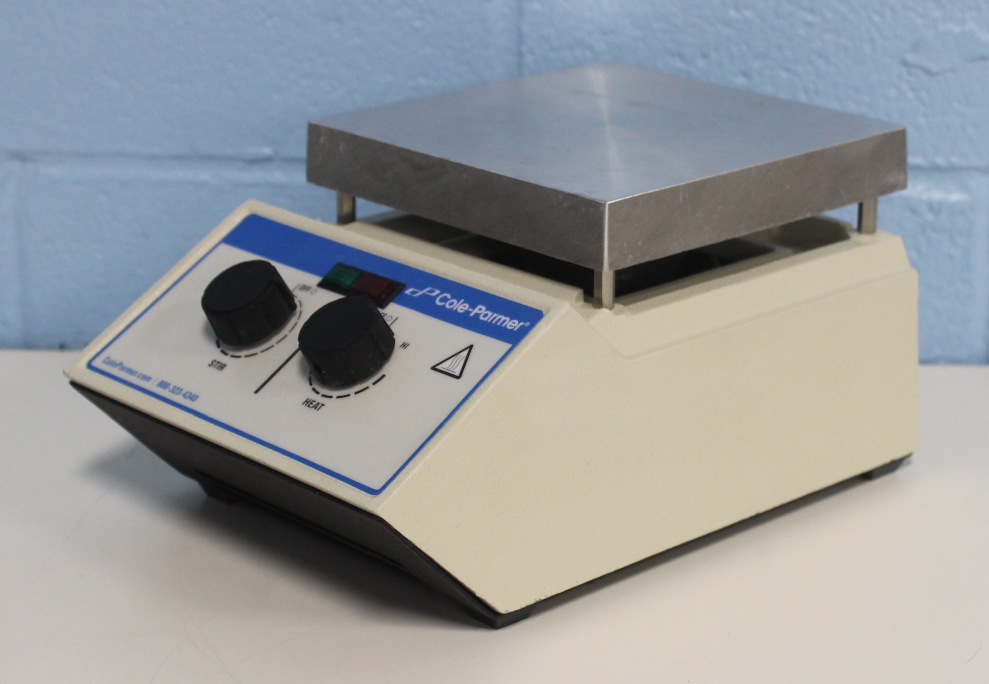 Cole-Parmer Stirring Hot Plate, 6″ x 6″, Aluminum Top Item #04803-01