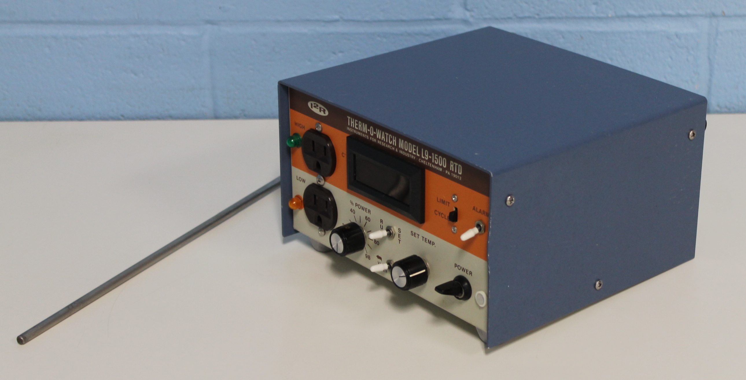 I2R Therm-O-Watch Thermowatcher L9-1500 RTD Temperature Controller