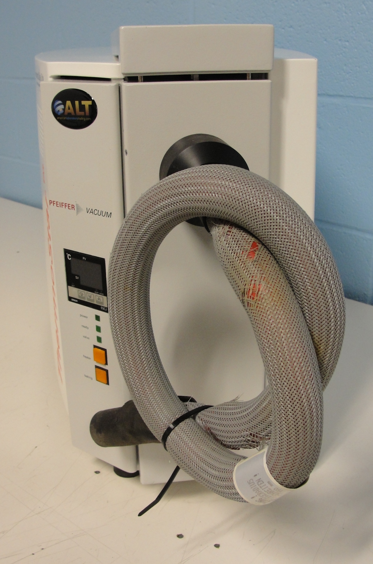 Pfeiffer Vacuum ThermoStar GSD 301 T3 Benchtop Mass Spectrometer