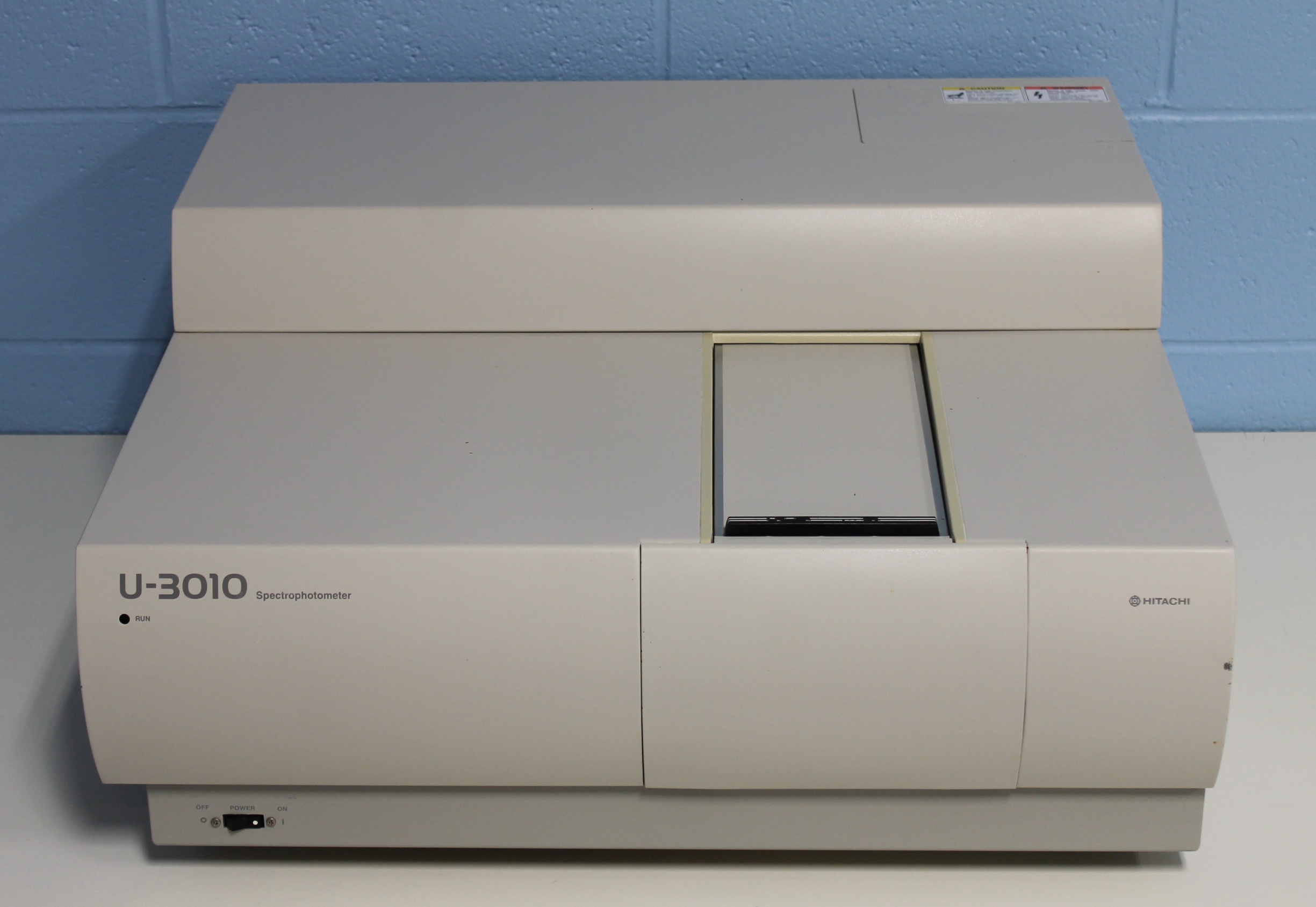 Hitachi U-3010 UV-Visible Spectrophotometer