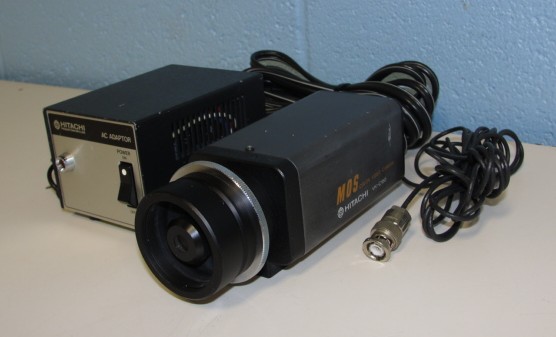 Hitachi VK-C150 CCD MOS Video Camera with AC Adaptor Model AP-120U