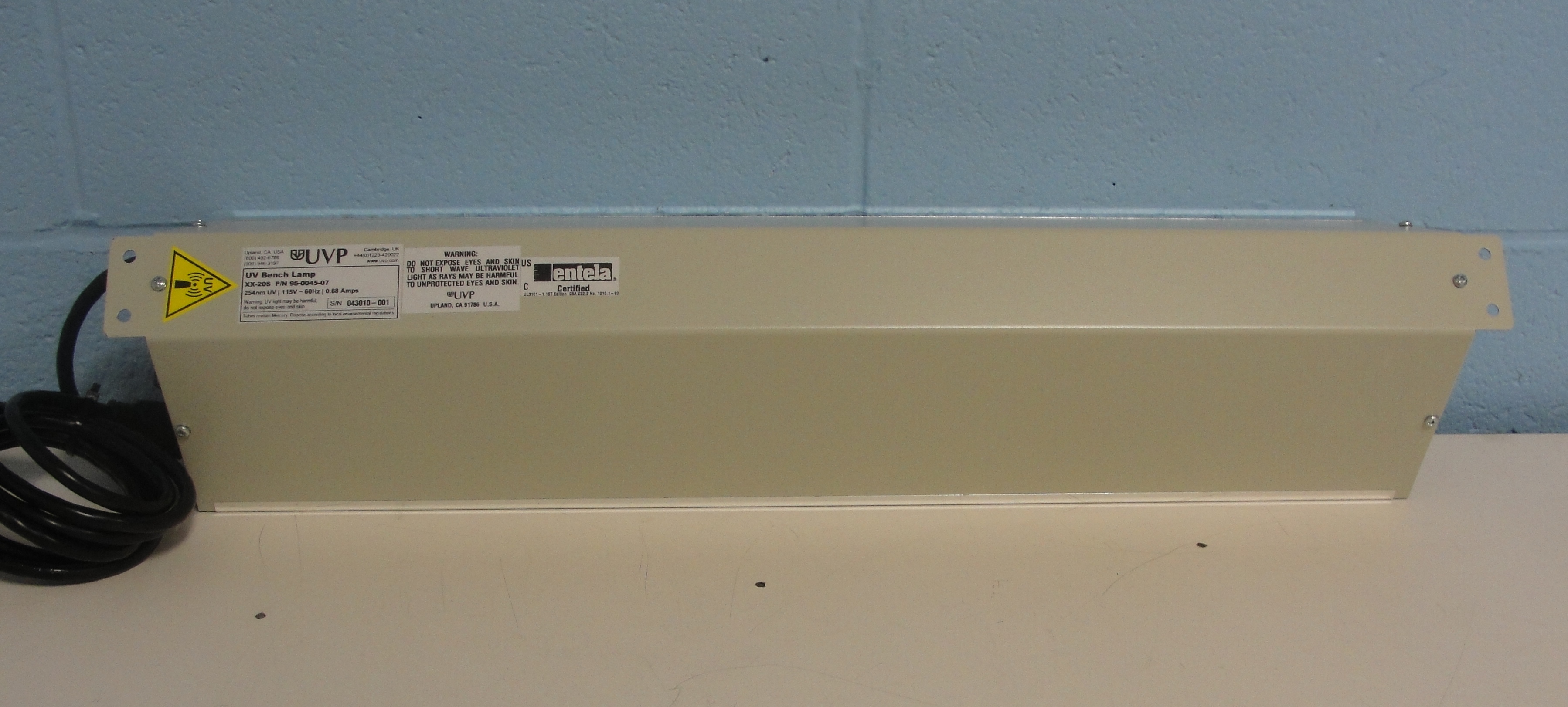 UVP Inc. XX-20S Sterilizing Bench UV Lamp