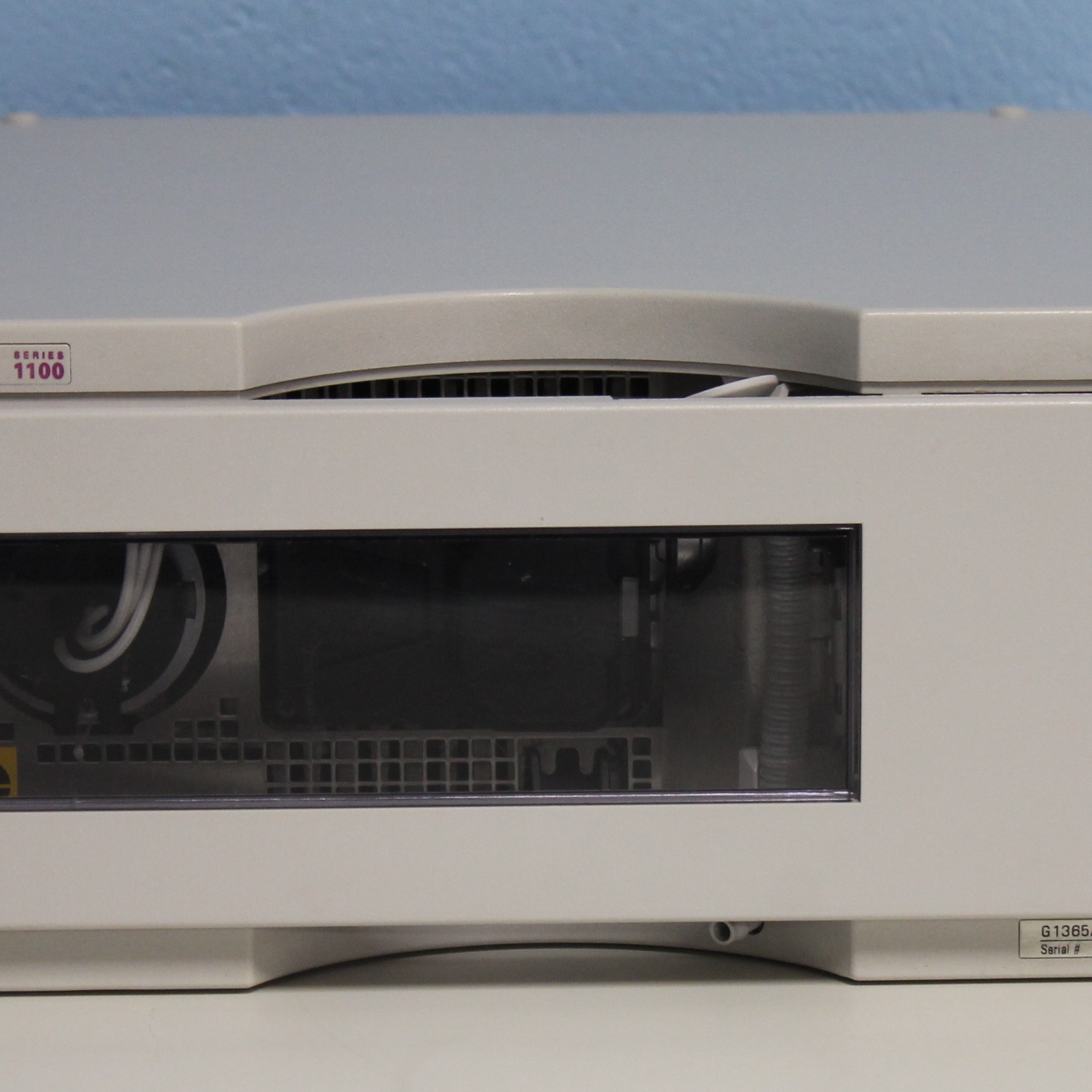 Used Lab Equipment - Agilent 1100 Series G1365A Multiple Wavelength Detector 9