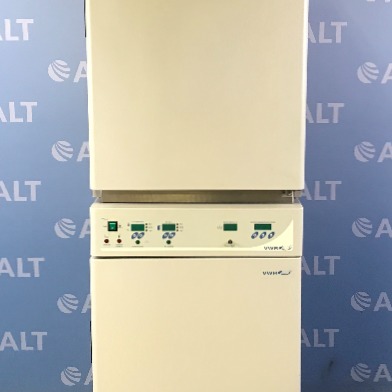 Used Lab Equipment - VWR 2375 CO2 Dual Stacked Incubator 11