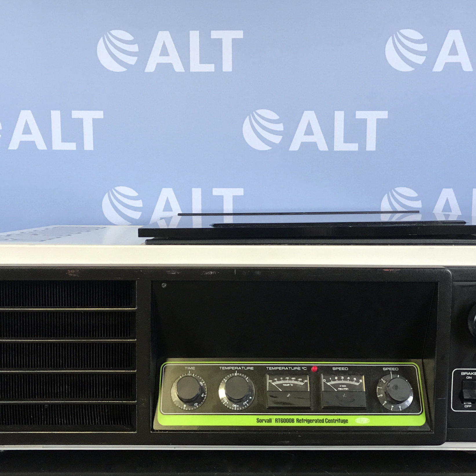 Used Lab Equipment - Sorvall RT6000B Refrigerated Centrifuge 13