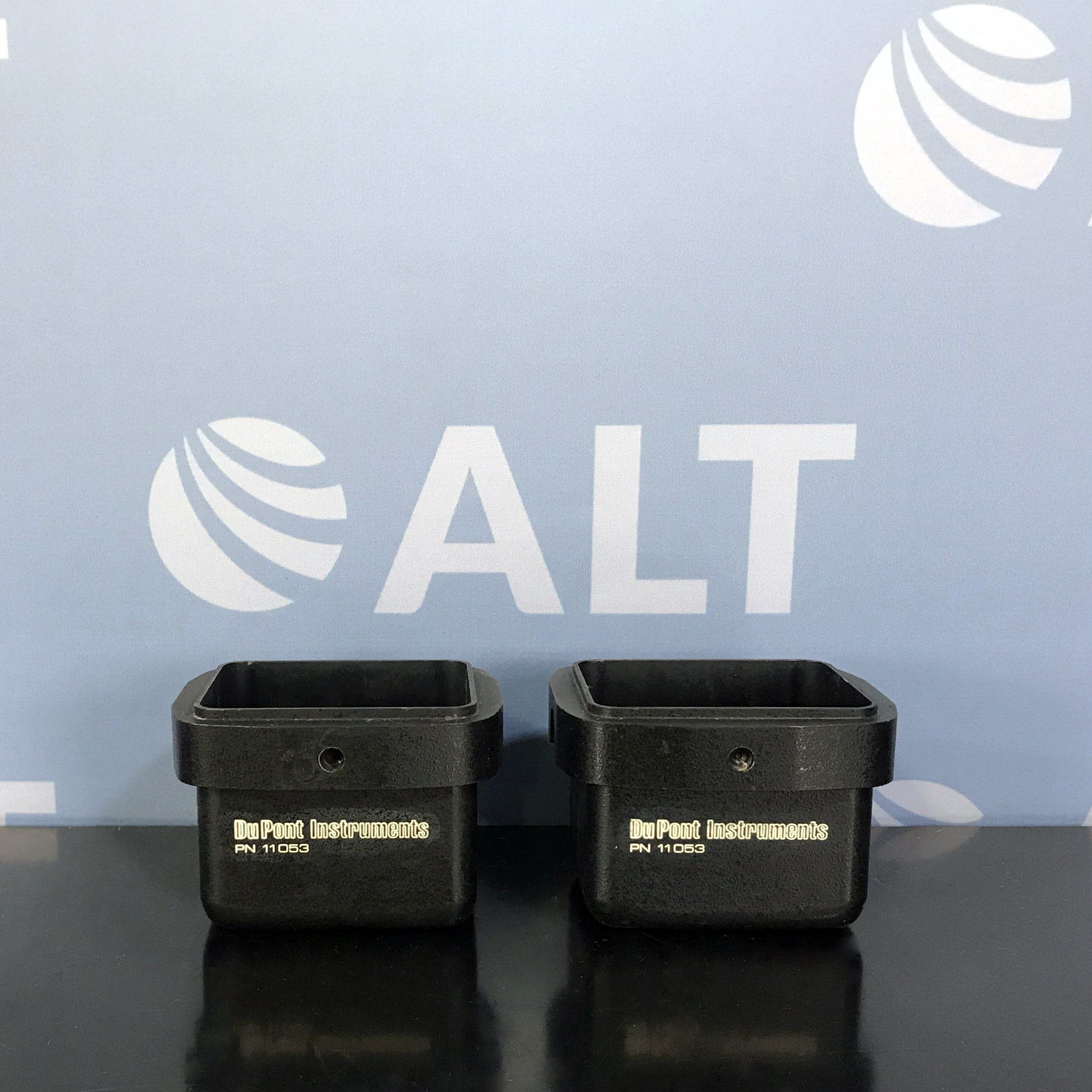 Used Lab Equipment - Sorvall PN 11053 Swing Rotor Buckets (Set of 2) 11