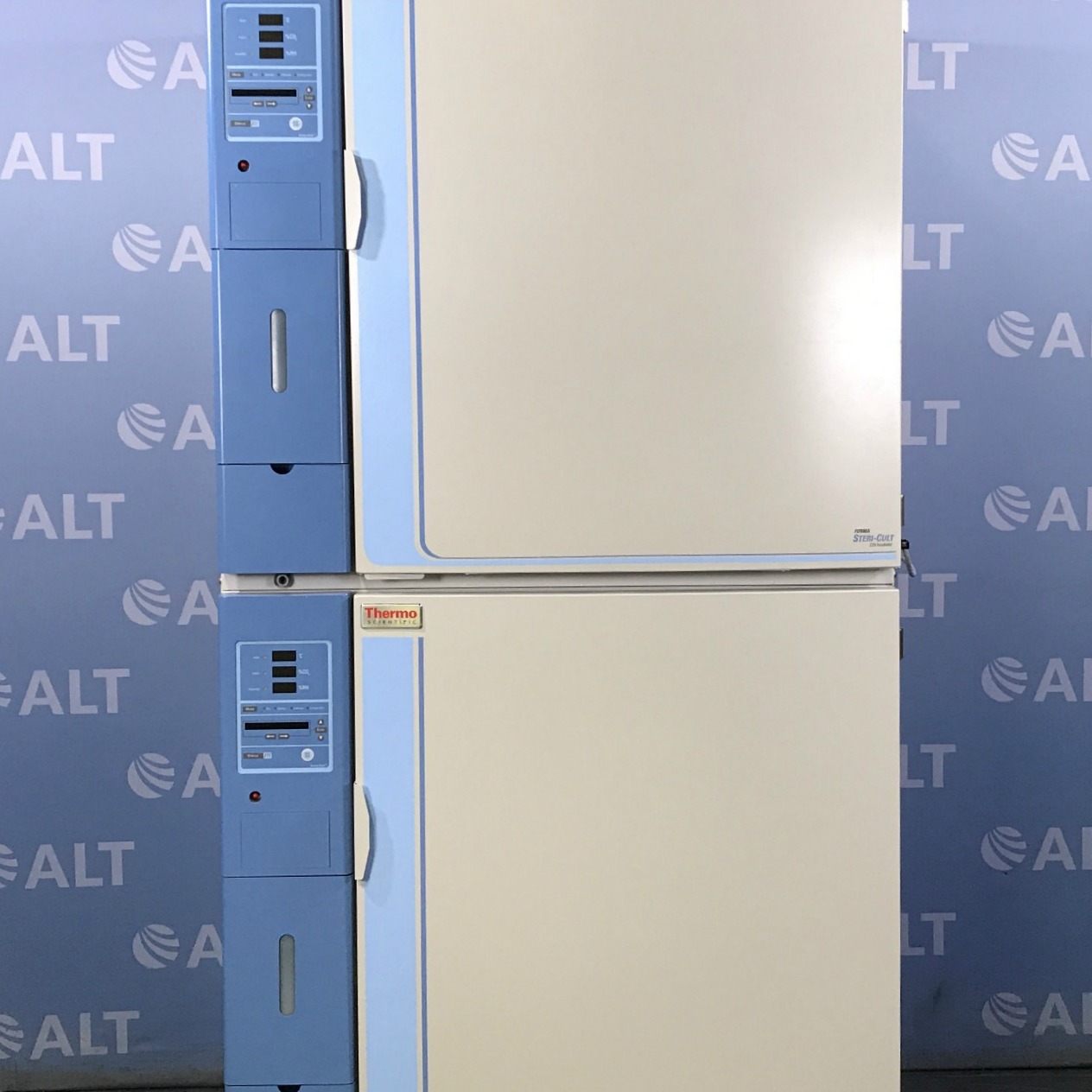 Used Lab Equipment - Thermo Scientific Forma Steri-Cult 3310 Dual Stack CO2 Incubator Model 3310 13