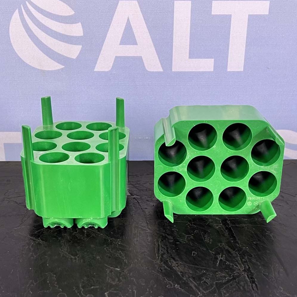 Used Lab Equipment - Thermo Scientific 50mL Adapters For TX-1000 Swinging Bucket Rotors, P/N 75003674 (Pair) 1