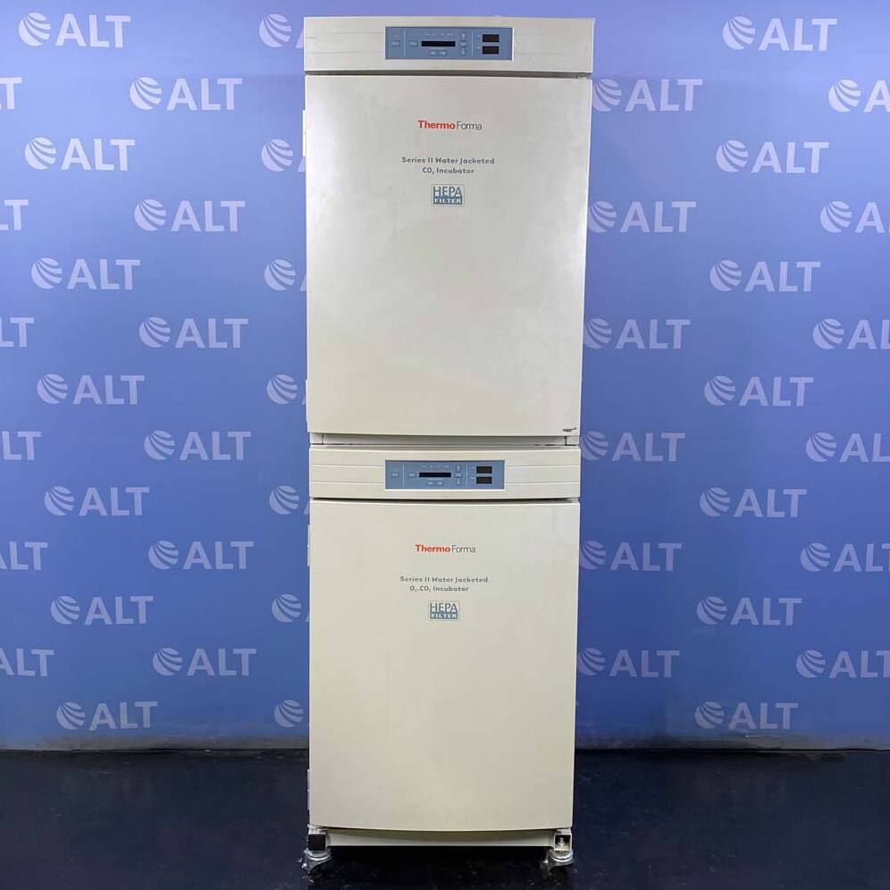 Used Lab Equipment - Thermo Forma 3110 Series II Water Jacket CO2 Incubator, Dual Stack 9