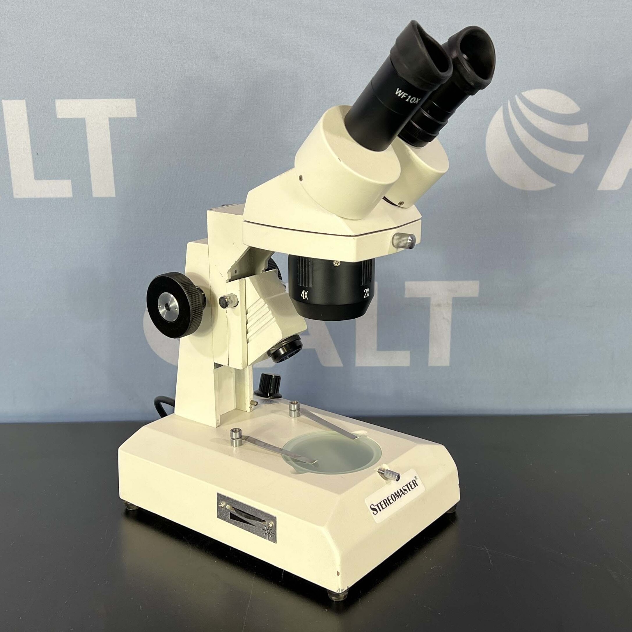 Used Lab Equipment - Fisher Scientific Stereomaster Microscope 13