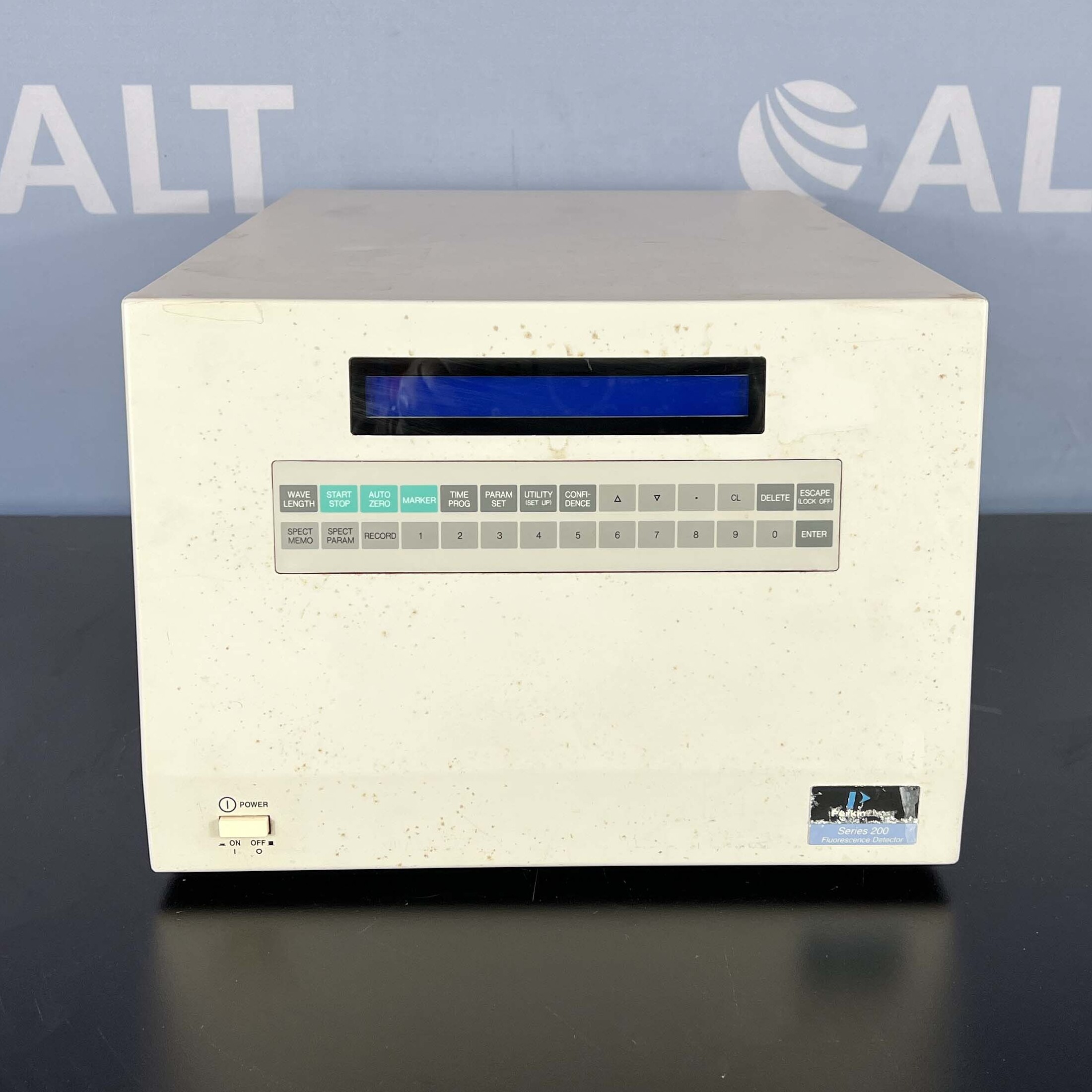 Used Lab Equipment - PerkinElmer Series 200 Flourescence Detector 1