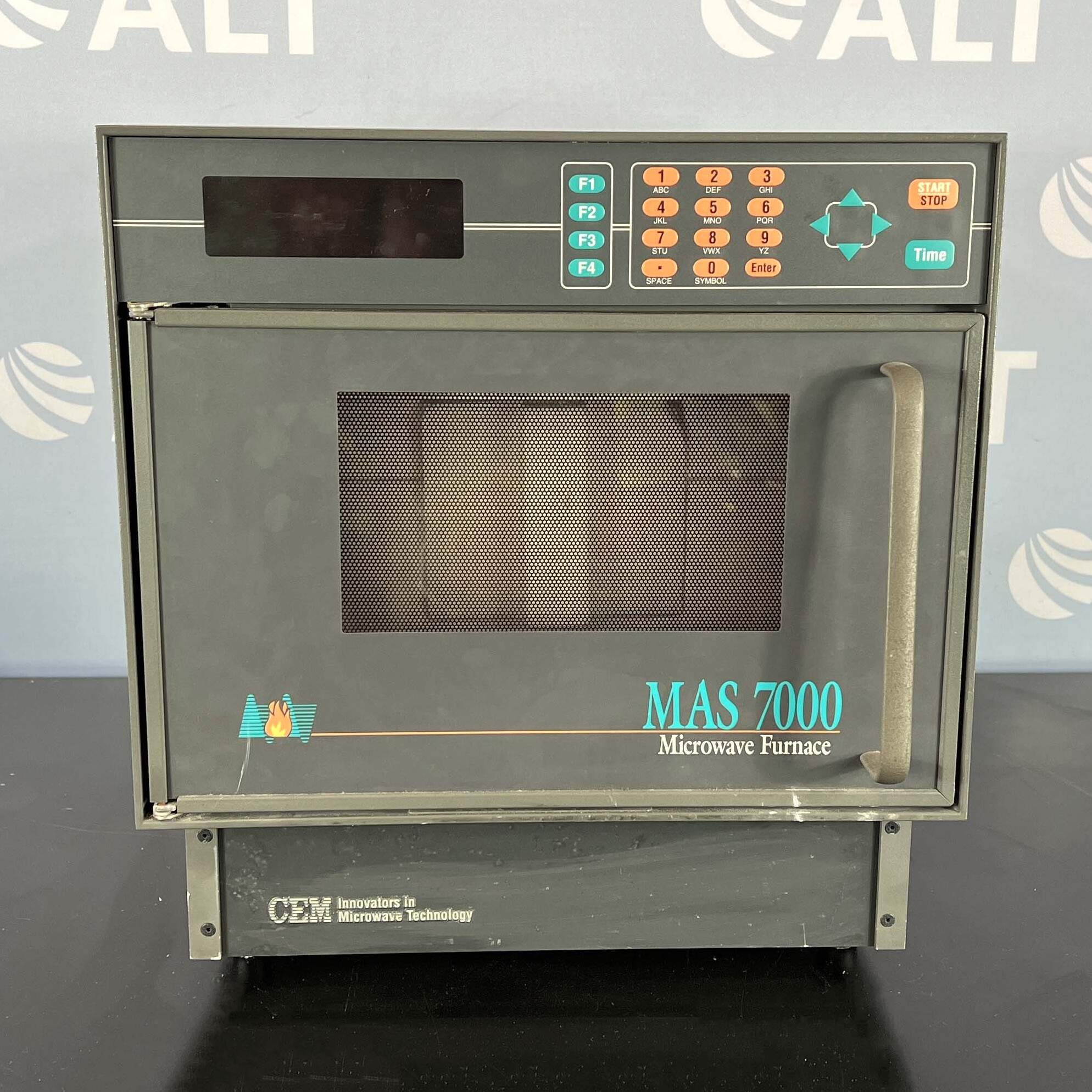Used Lab Equipment - CEM MAS 7000 Microwave Furnace, Model 920901 1