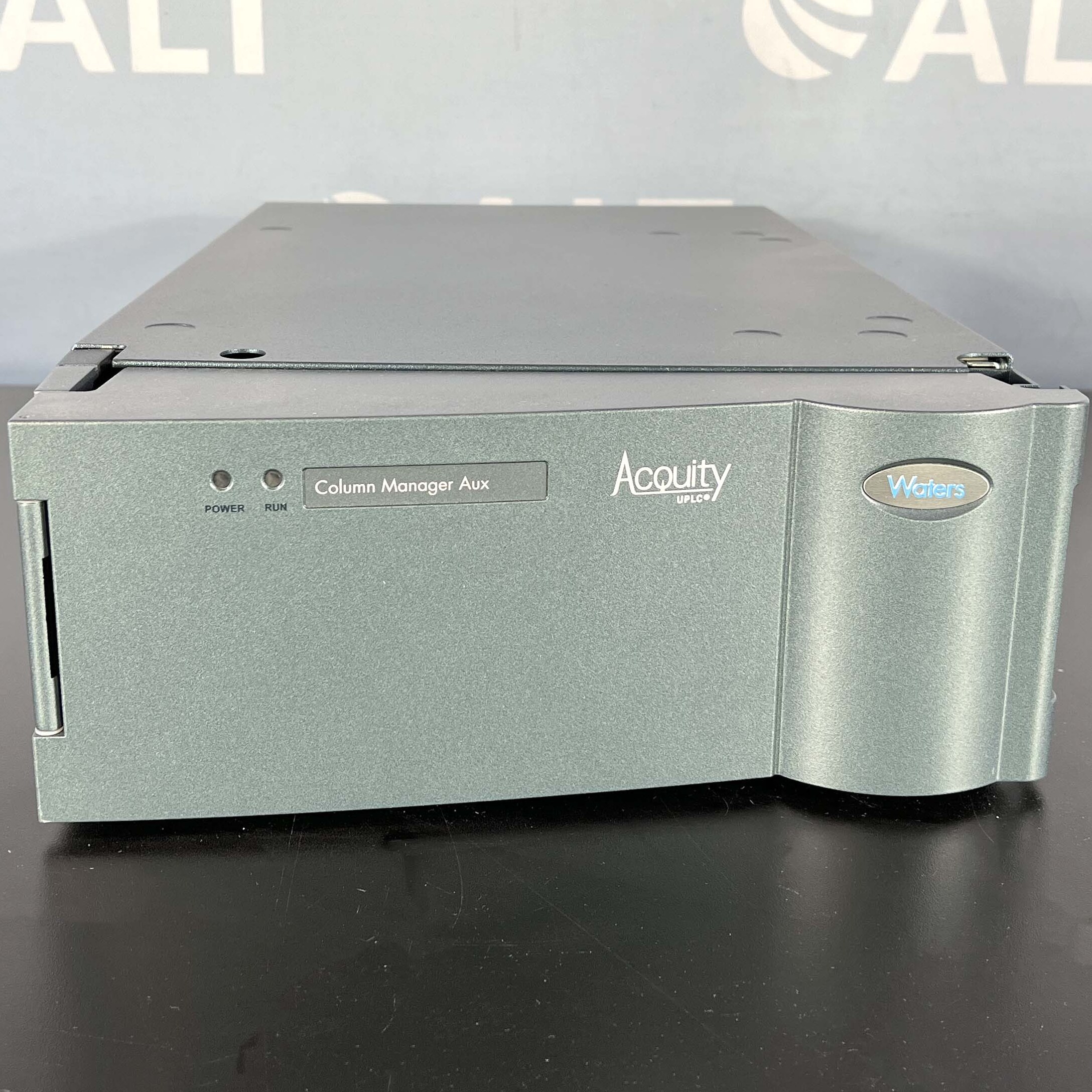 Used Lab Equipment - Waters Acquity Column Manager Aux 21