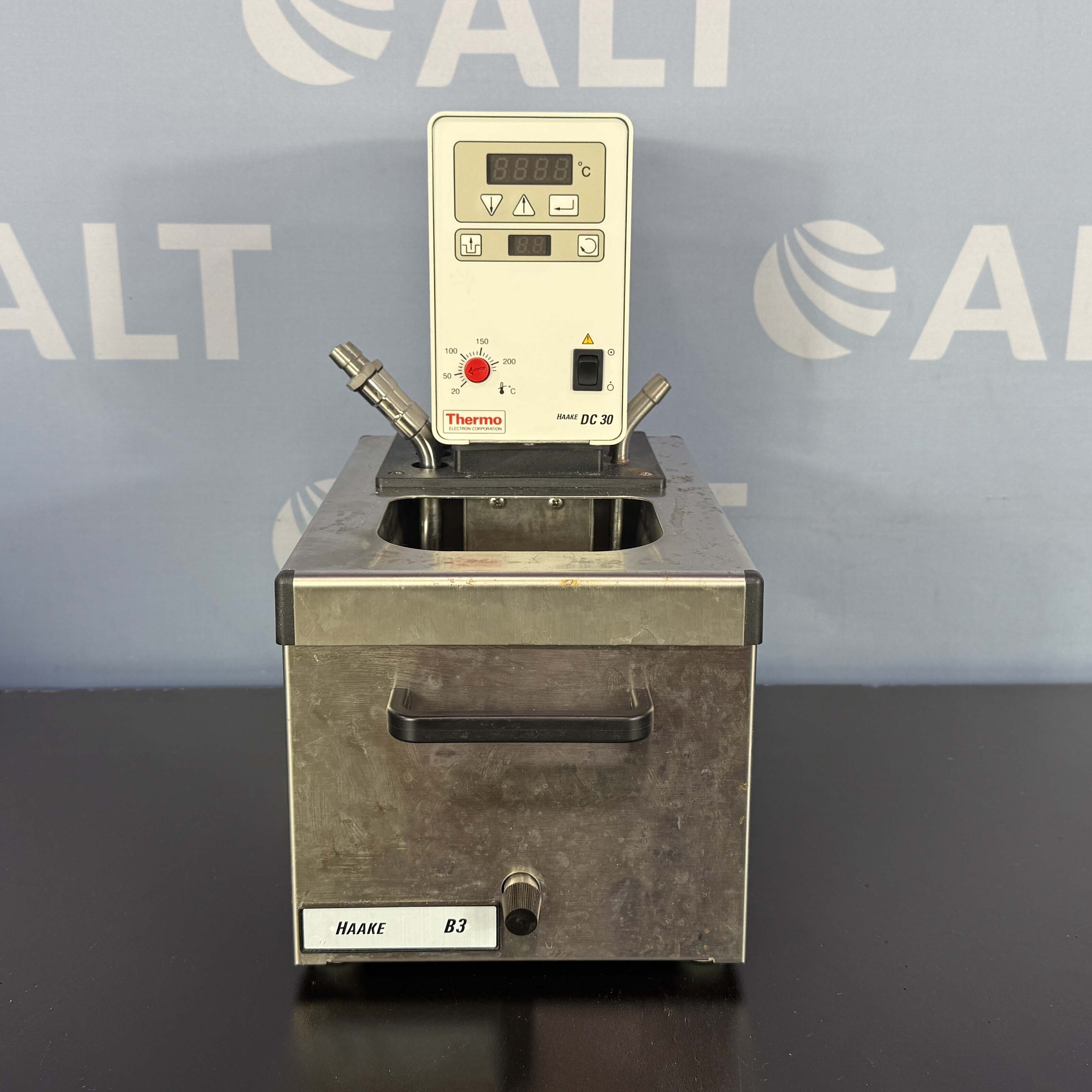 Used Lab Equipment - Thermo Electron Corporation Haake DC30 / B3 Heating Circulator Water Bath, Type 003-9772 13