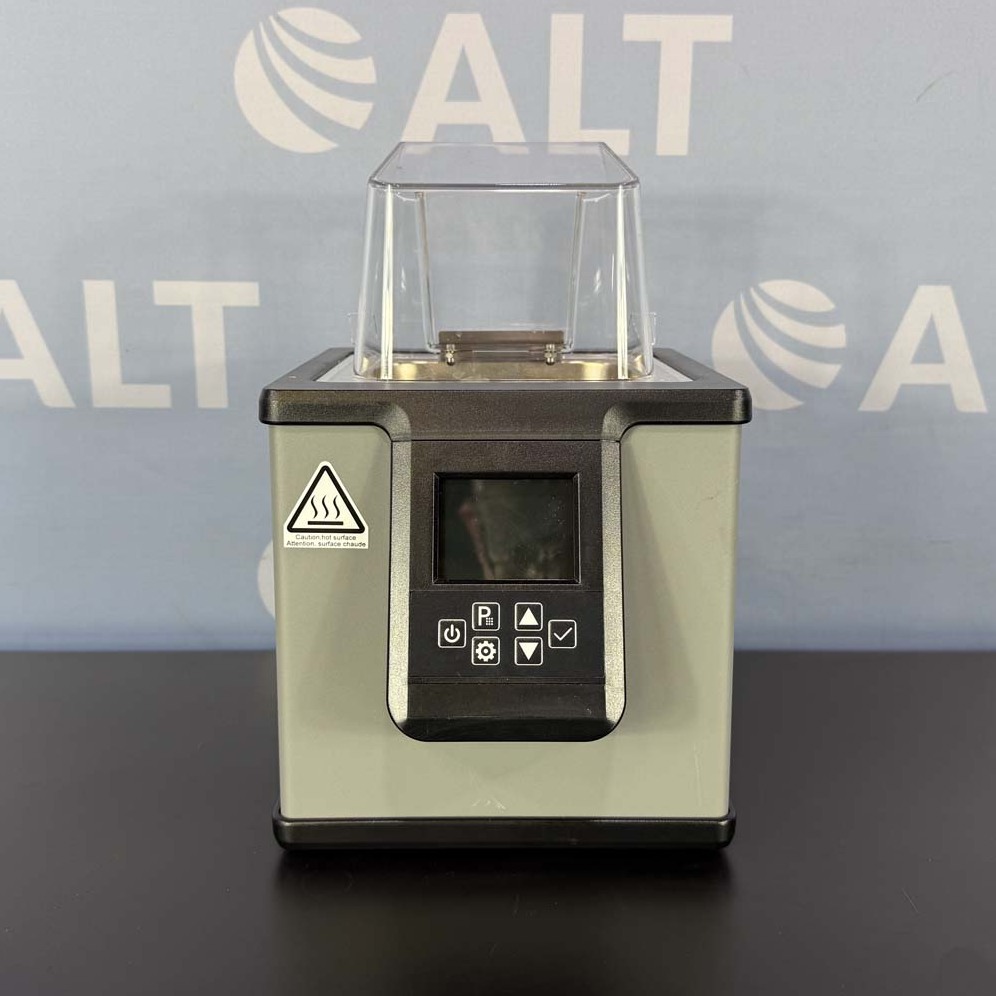 Used Lab Equipment - PolyScience General Purpose Water Bath, Model WBE02 (2 Liter) 3