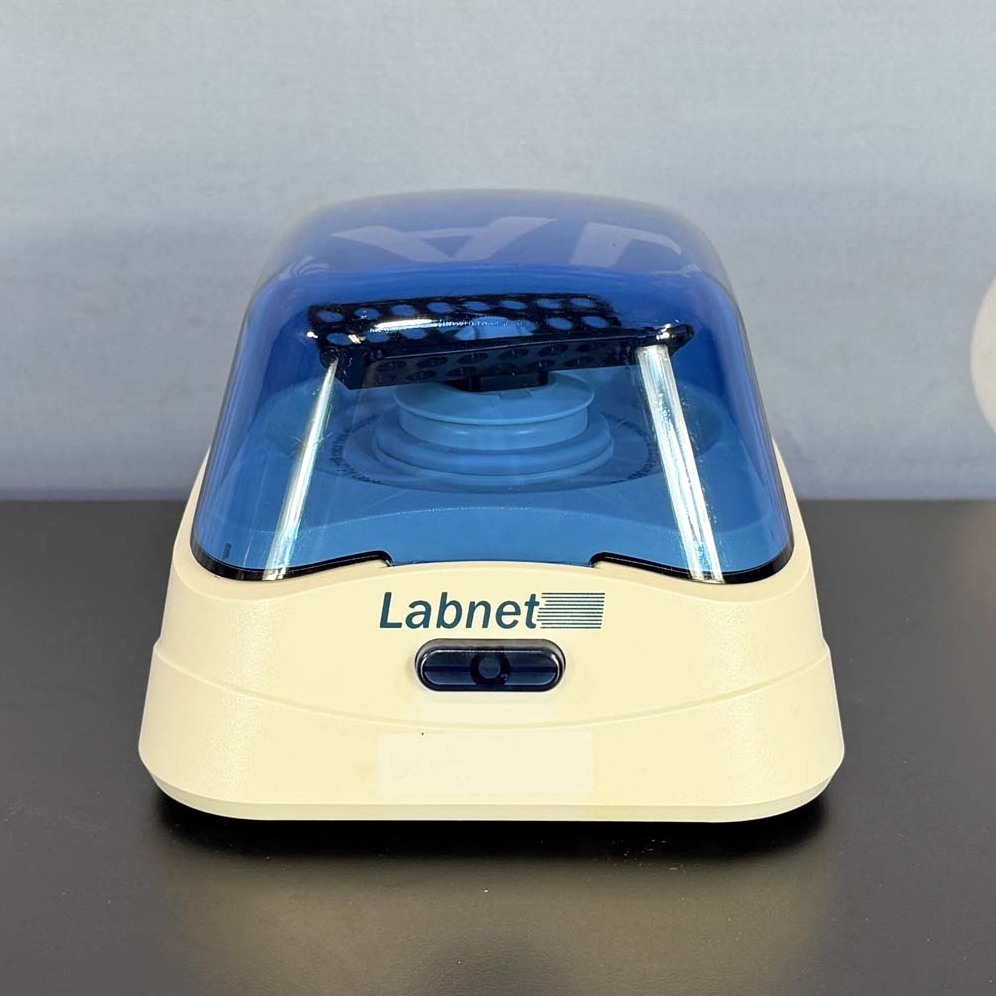 Used Lab Equipment - Labnet C1601-B Mini Centrifuge, Blue 3