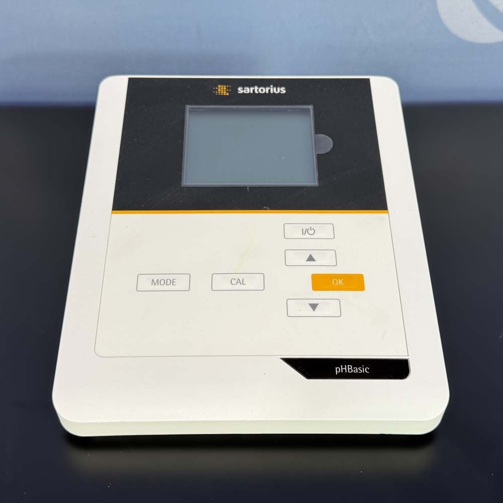 Used Lab Equipment - Sartorius pHBasic pH meter 25