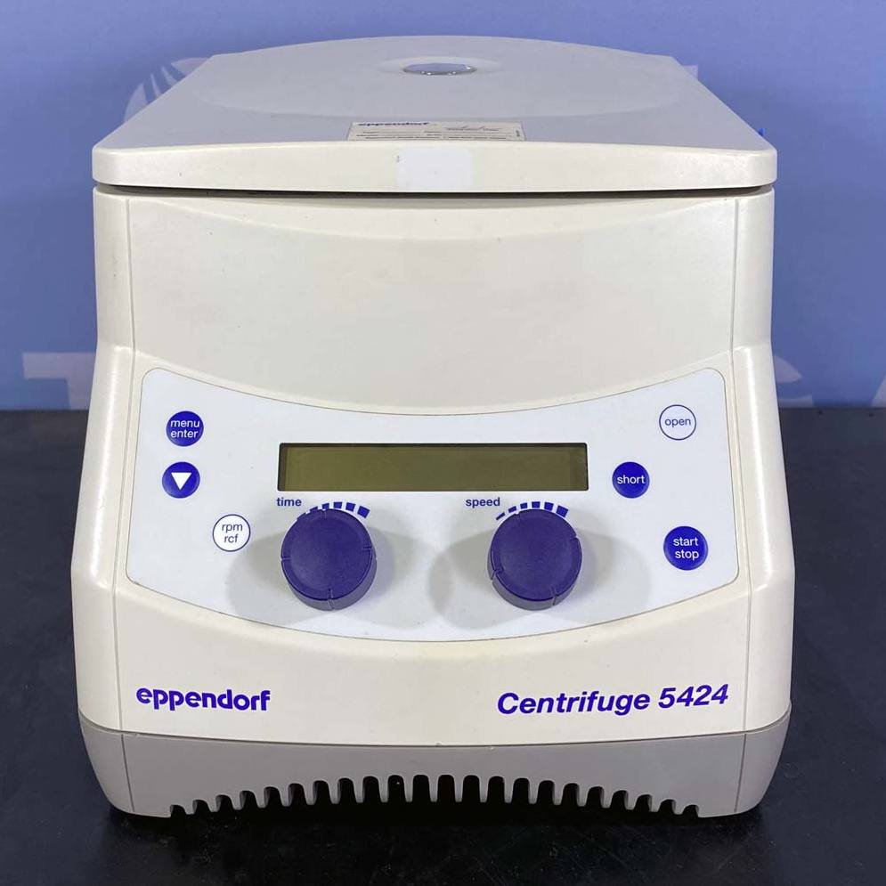 Used Lab Equipment - Eppendorf Microcentrifuge Model 5424 with Rotor 15