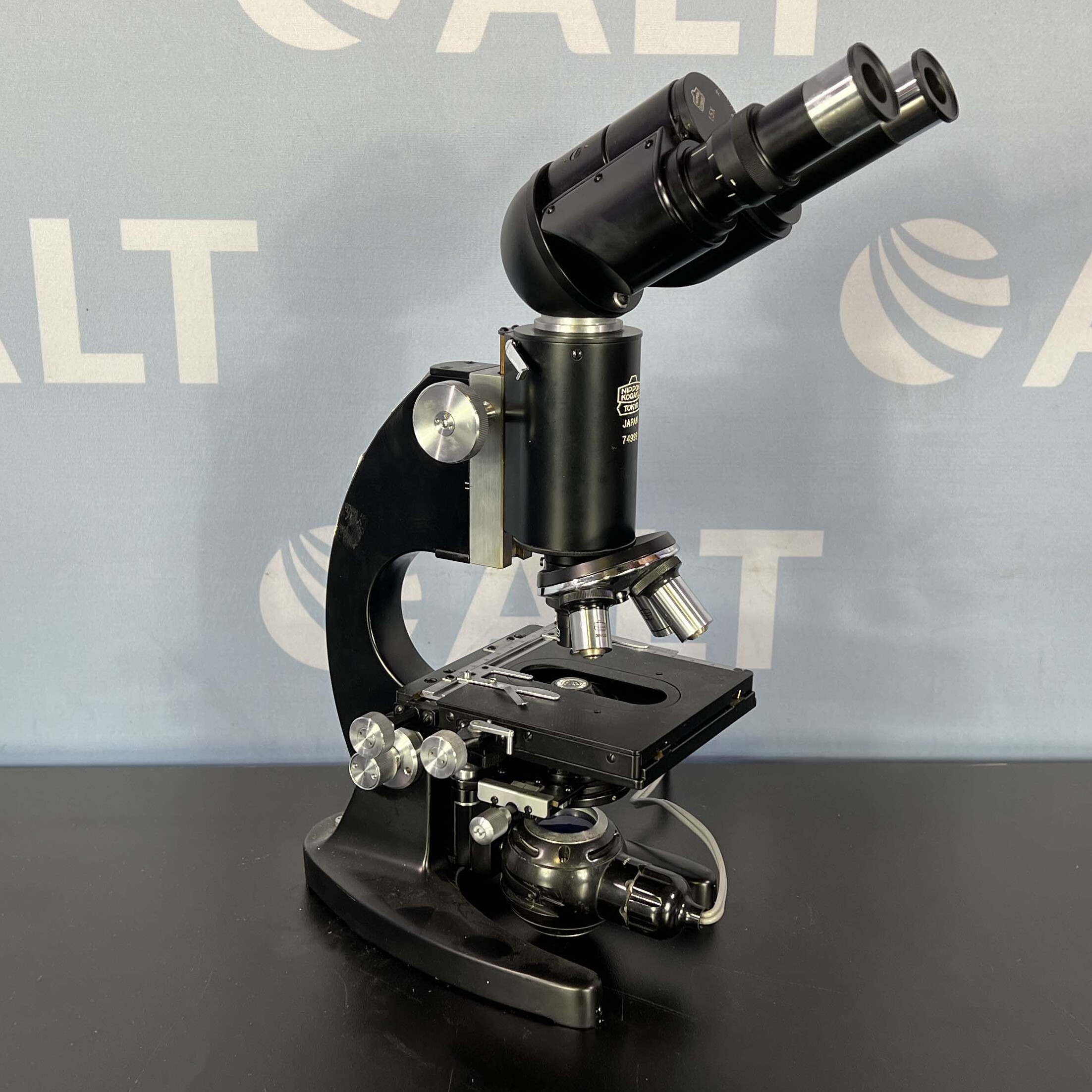 Used Lab Equipment - Nikon Oil Immersion Binocular Microscope 9