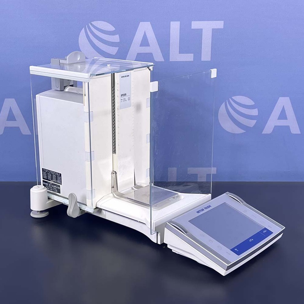 Used Lab Equipment - Mettler Toledo XP205 DeltaRange Analytical Balance 31