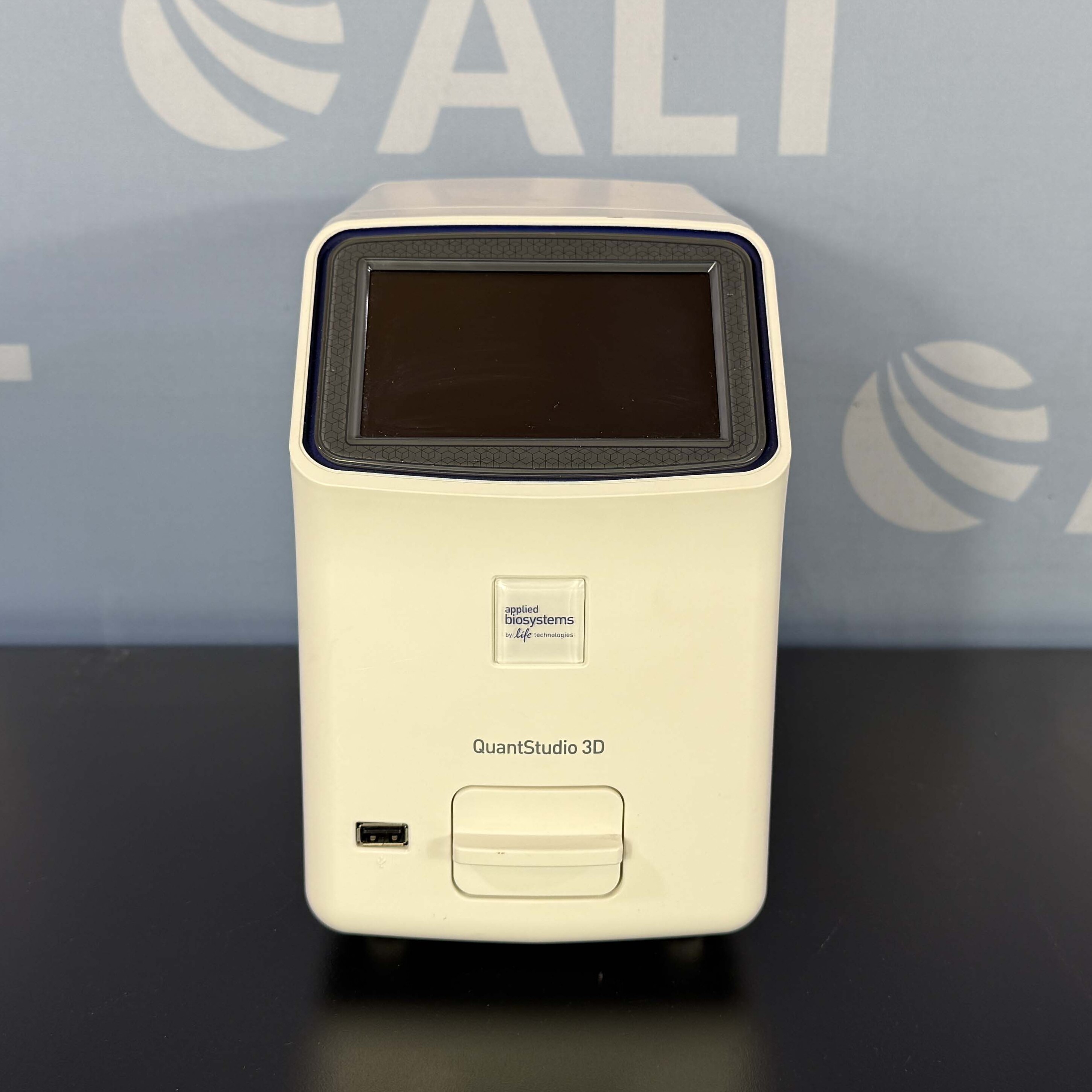 Used Lab Equipment - Applied Biosystems QuantStudio 3D Digital PCR System 27