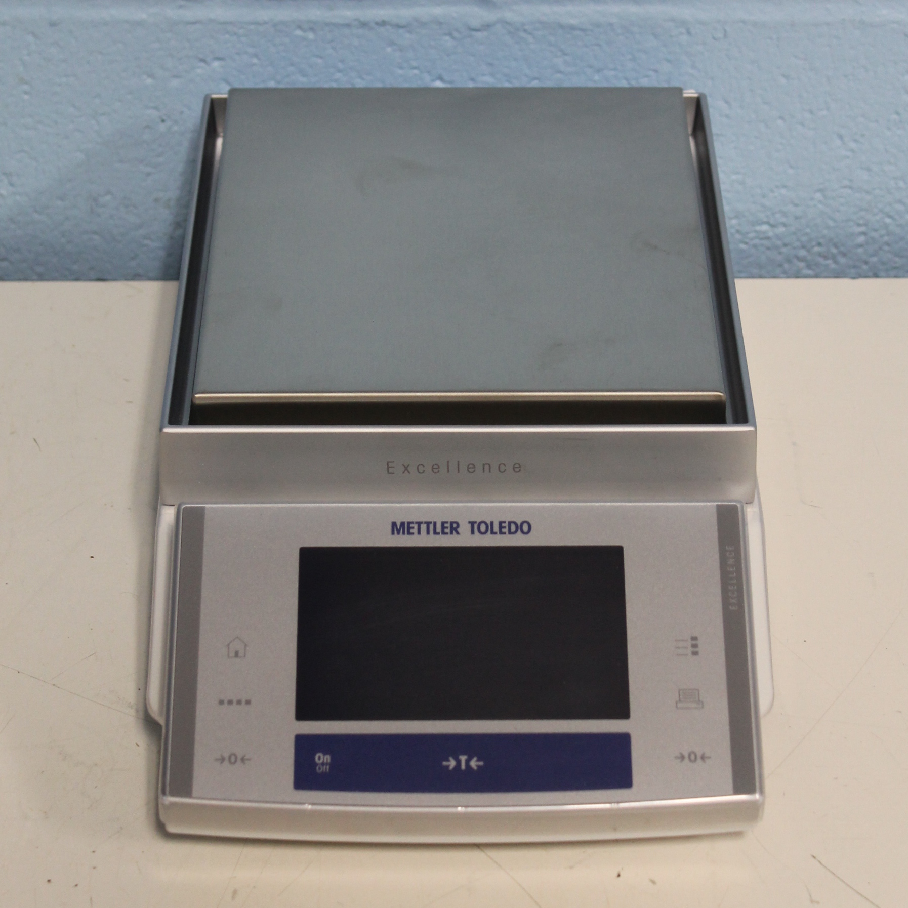 Used Lab Equipment - Mettler Toledo XS2002S Precision Balance 1